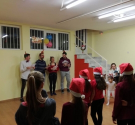 25446391_202379827000363_6403335458117262530_n