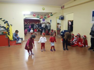 Χριστούγεννα στον ΌΝΑΡ με χρώματα, χορούς και μελωδίες!