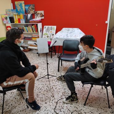 Ηλεκτρική κιθάρα- Παιδικό τμήμα- Κάθε Πέμπτη 19:00- 20:00