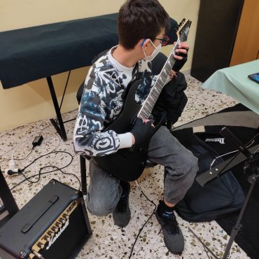 Ηλεκτρική κιθάρα- Παιδικό τμήμα- Κάθε Πέμπτη 19:00- 20:00