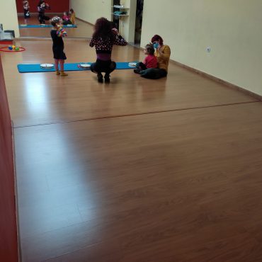 Μουσικοκινητική για παιδιά 2-5 ετών- Κάθε Δευτέρα 19:00- 20:00